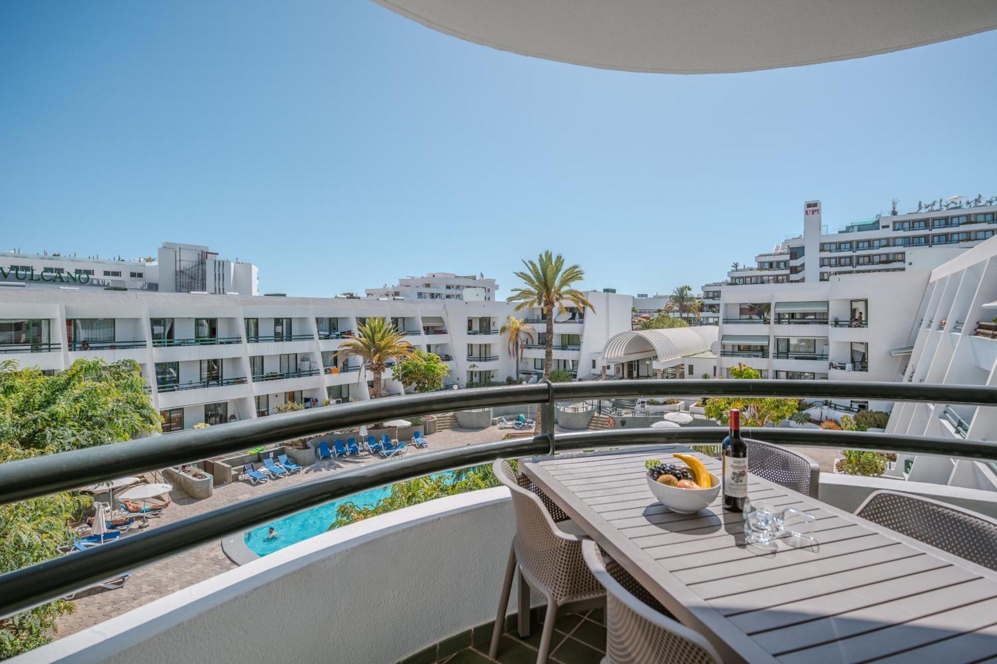 Go2Tenerife Apart Sira Family, Pool & Beach Playa de las Americas  Exterior photo
