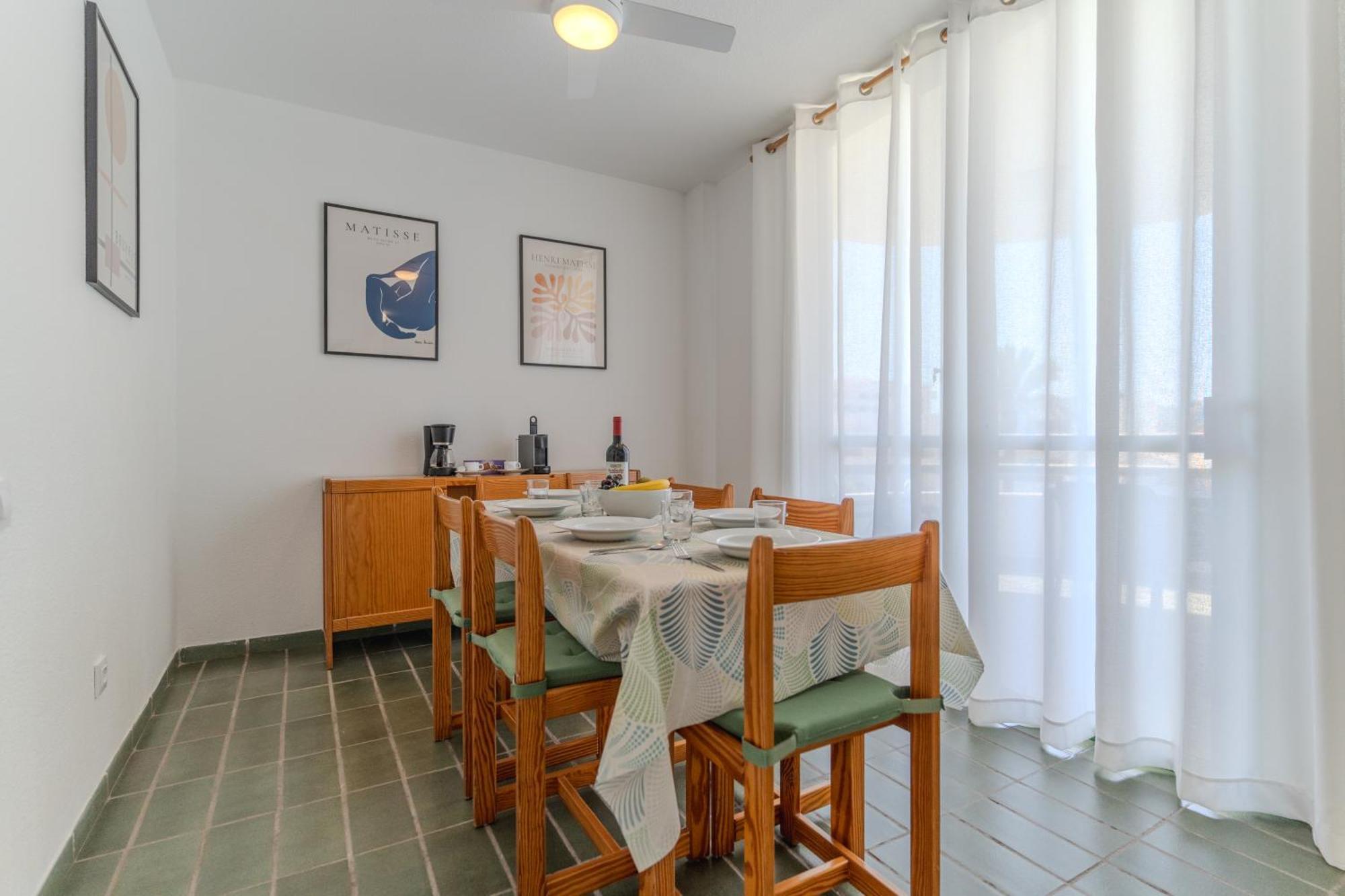 Go2Tenerife Apart Sira Family, Pool & Beach Playa de las Americas  Exterior photo